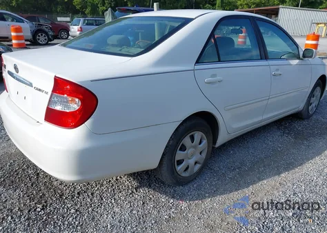 2004 Toyota Camry Le z USA, uszkodzony, nr VIN 4T1BE32K84U363179